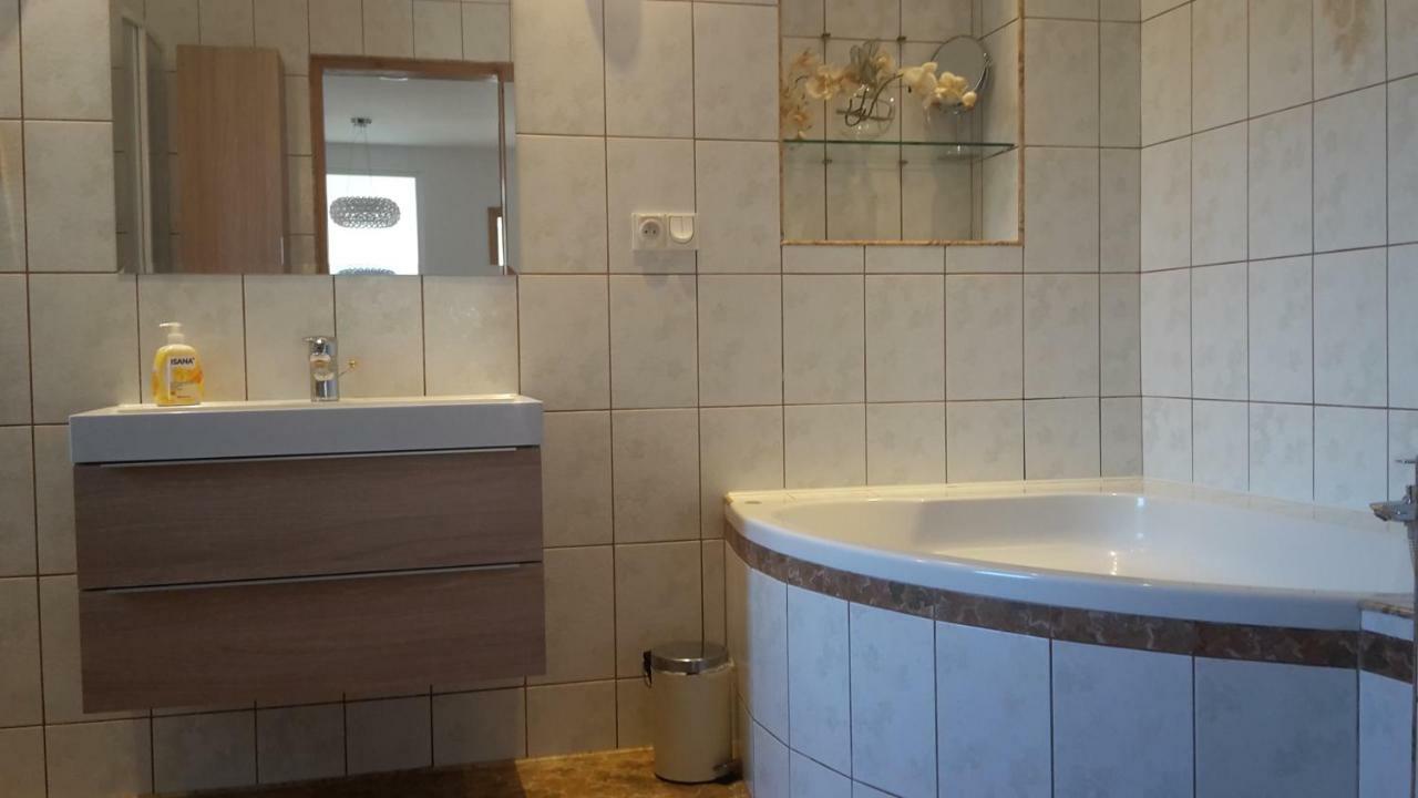 Gdynia Orlowo Honey Apartment Экстерьер фото